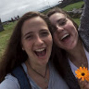 Meet your Posher, Genevieve